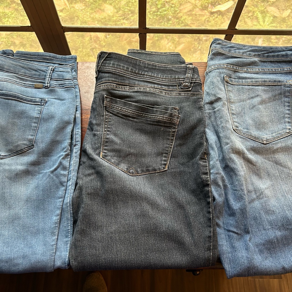 THREE Women’s Skinny Jeans